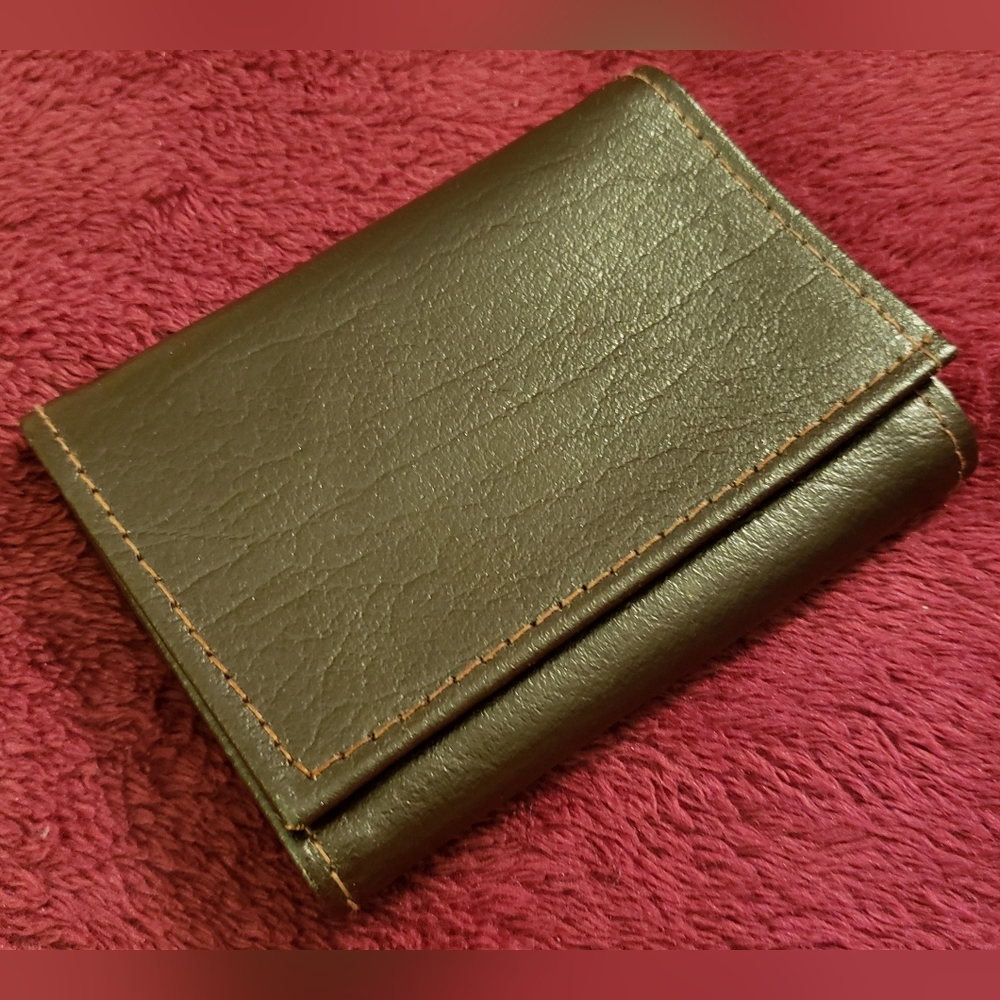 NWOT Men's Genuine Leather Brown Tri-fold Wallet